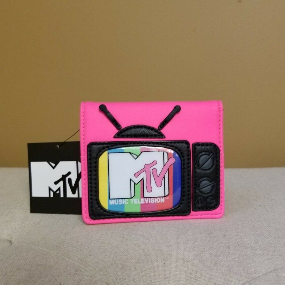 Loungefly MTV Bi Fold Flap Wallet NEW - Picture 12 of 12